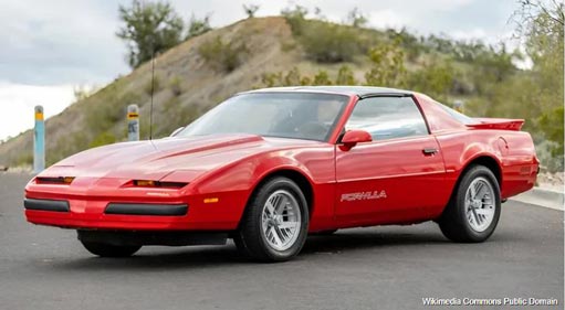 Pontiac Firebird третье поколение (1982–1992)