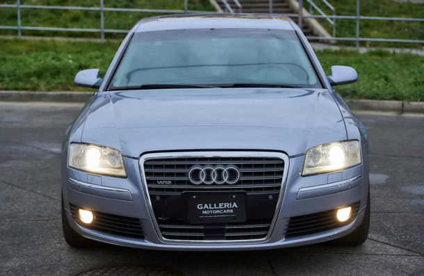 Audi A8 W12 -1
