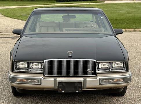 Buick Riviera 7th Generation 5