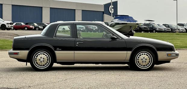 Buick Riviera 7th Generation 1