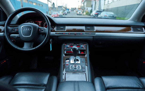 Audi A8 W12 -9